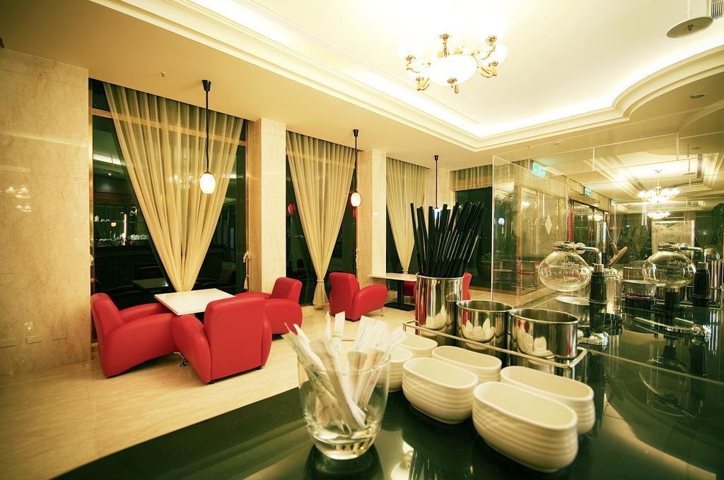 Yaling Hotel Маґун Екстер'єр фото