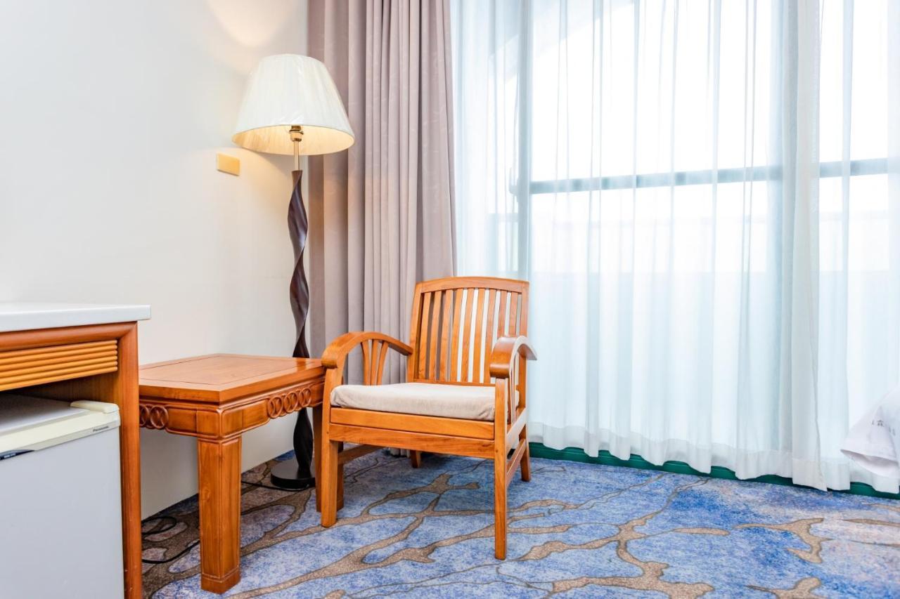 Yaling Hotel Маґун Екстер'єр фото